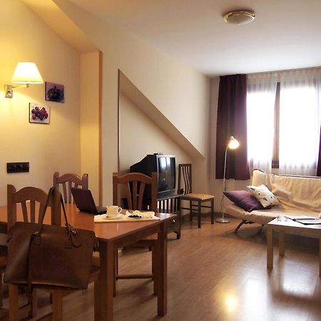 Hotel Y Apartamentos Arias Navia Rom bilde