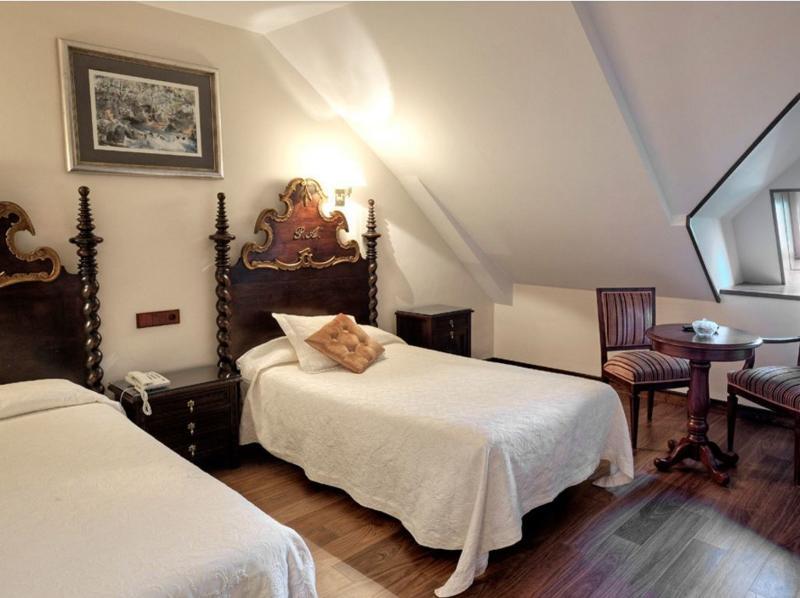 Hotel Y Apartamentos Arias Navia Rom bilde
